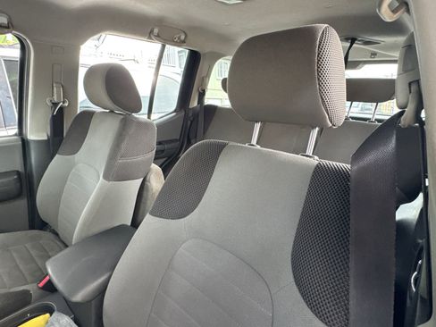 Used 2006 Nissan Xterra S image 3