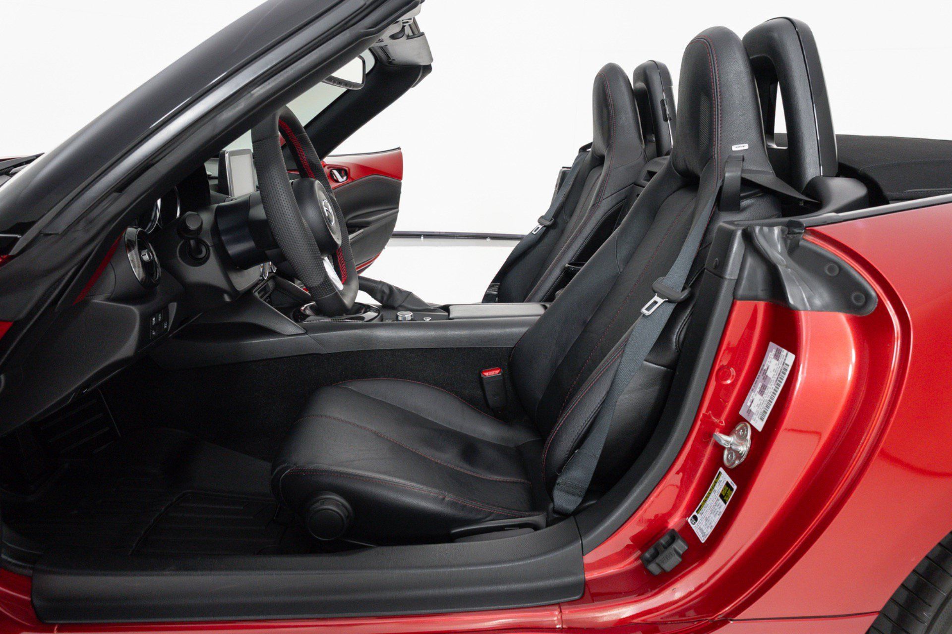 Used 2016 MAZDA MX-5 Miata Grand Touring RWD image 16