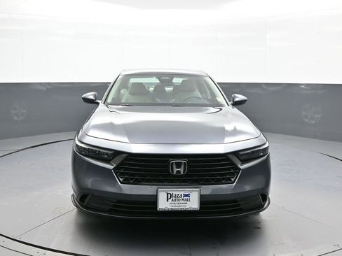 Certified 2023 Honda Accord LX image 2