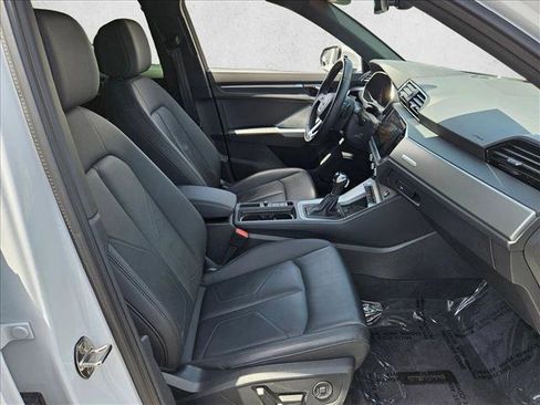 Used 2023 Audi Q3 2.0T Premium Plus w/ Premium Plus Package AWD/4WD image 26