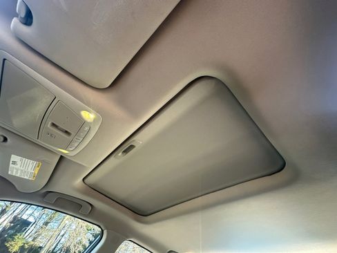 Used 2016 Nissan Altima 2.5 SL w/ 2.5 Technology Package image 32