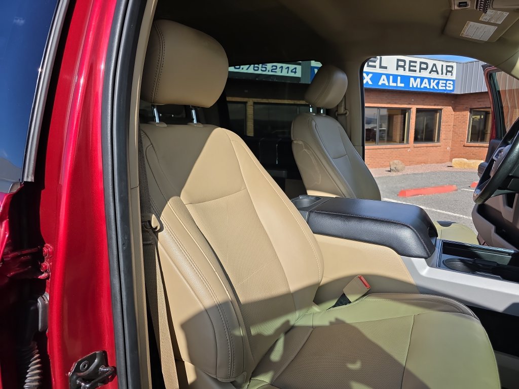 Used 2019 Ford F250 Lariat w/ Lariat Ultimate Package AWD/4WD image 31
