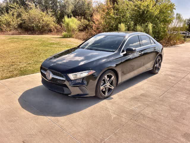 Used 2019 Mercedes-Benz A 220 image 2