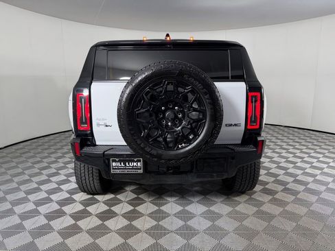 Used 2025 GMC Hummer EV 2X AWD/4WD image 8