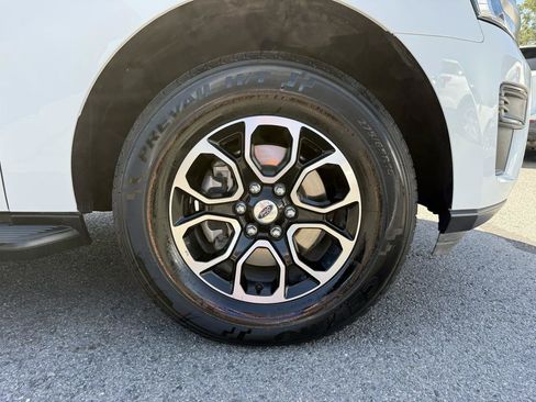 Used 2024 Ford Expedition Max XLT AWD/4WD image 47