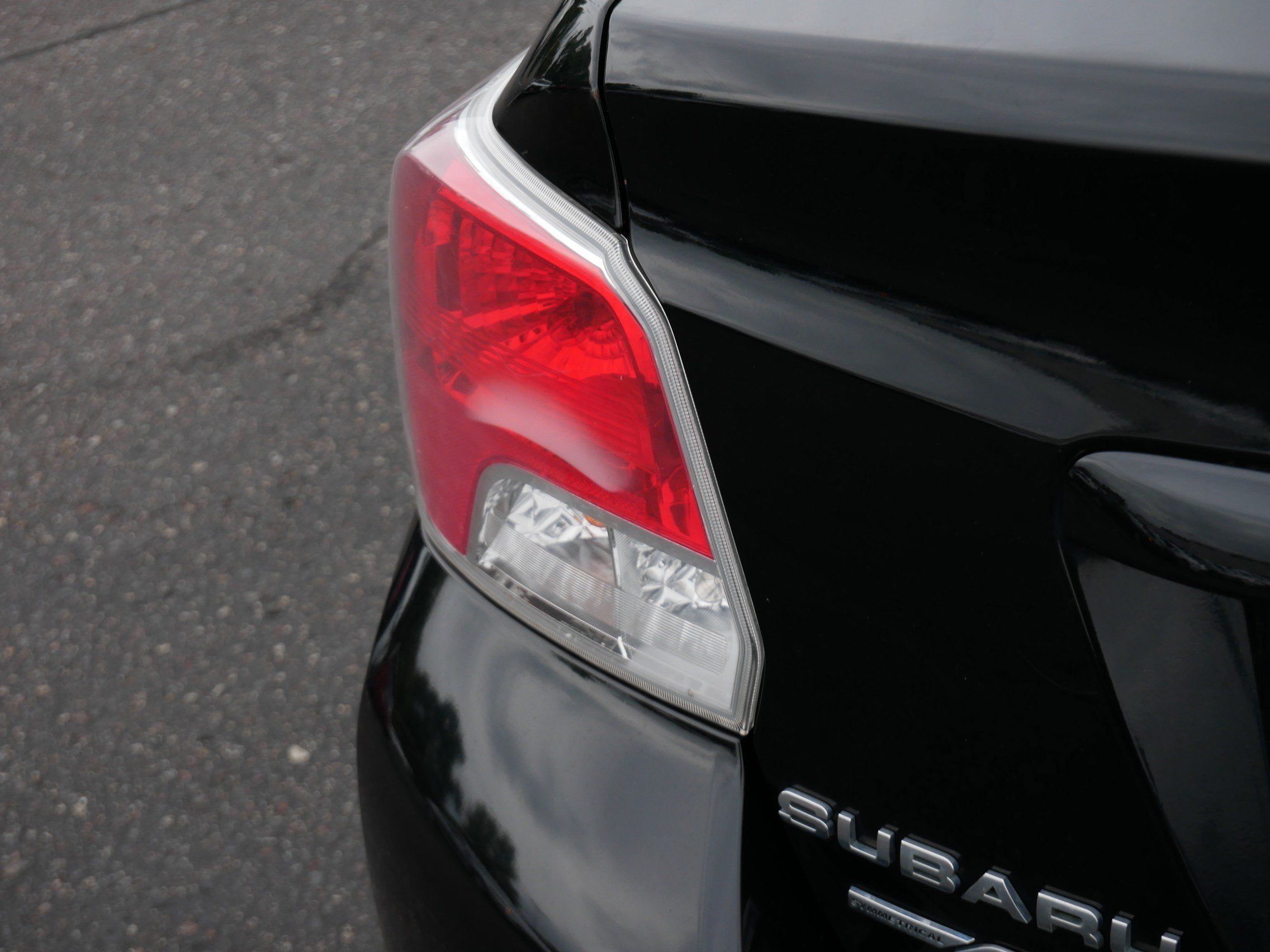 Used 2012 Subaru Impreza 2.0i AWD/4WD image 17