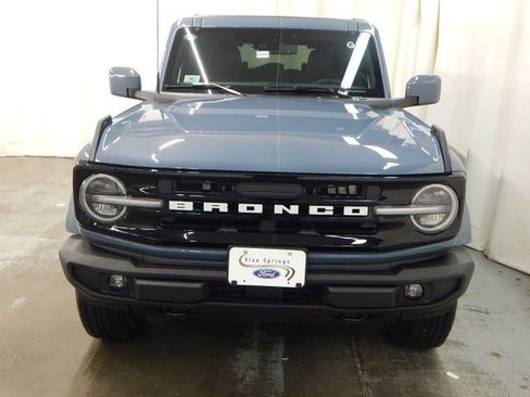 New 2025 Ford Bronco Outer Banks image 10
