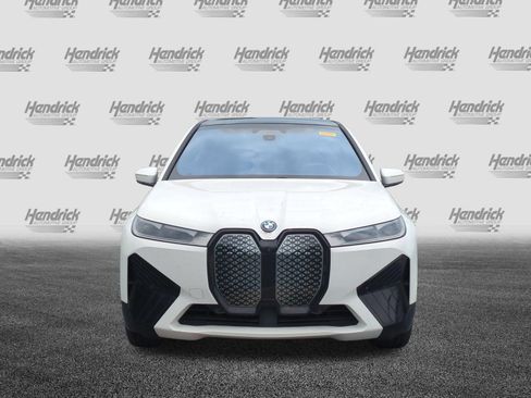 Certified 2024 BMW iX xDrive50 w/ Premium Package AWD/4WD image 3