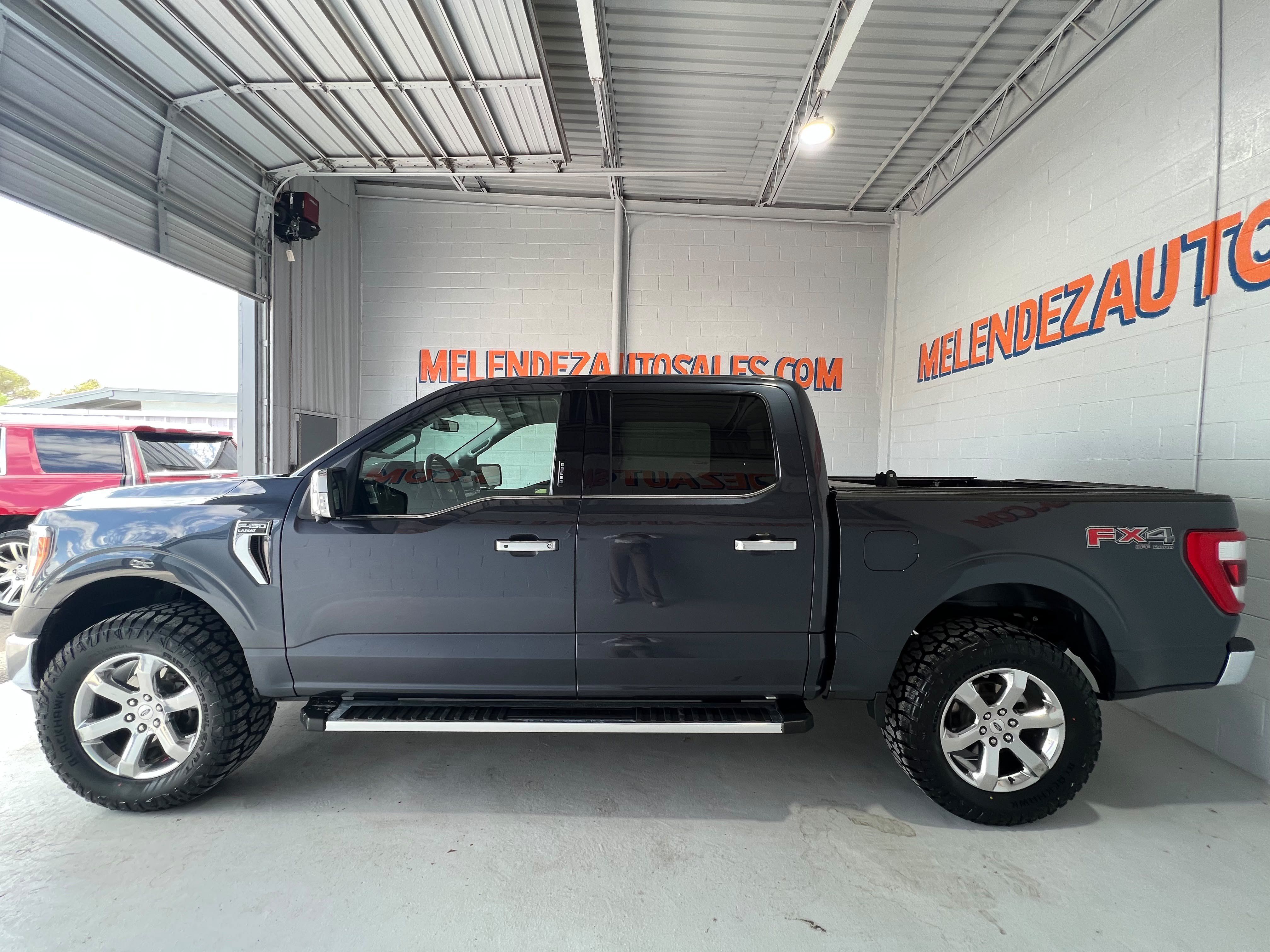 Used 2022 Ford F150 Lariat AWD/4WD image 2