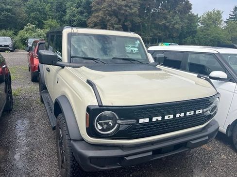Used 2025 Ford Bronco Big Bend AWD/4WD image 1
