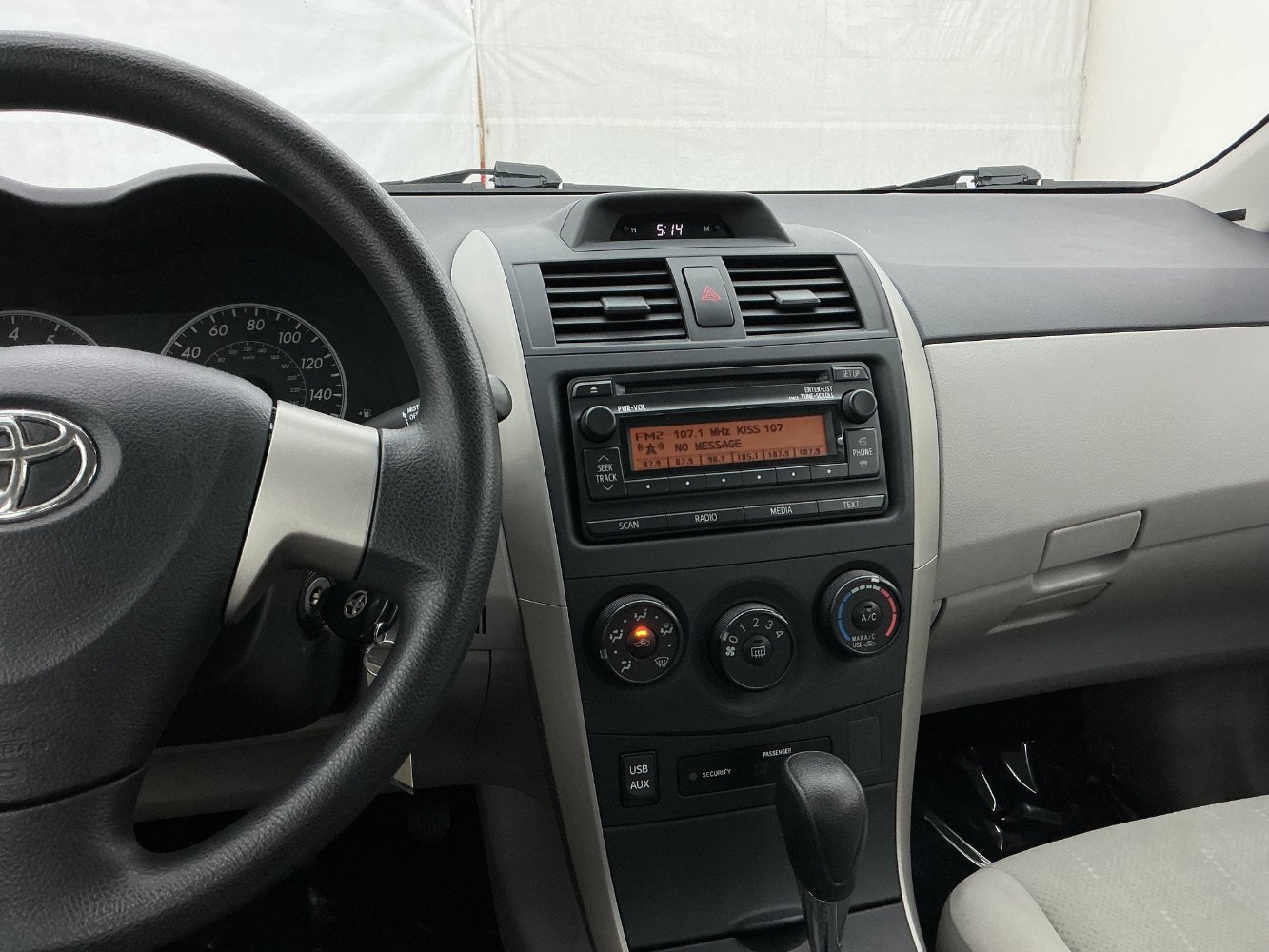 Used 2012 Toyota Corolla L FWD image 33