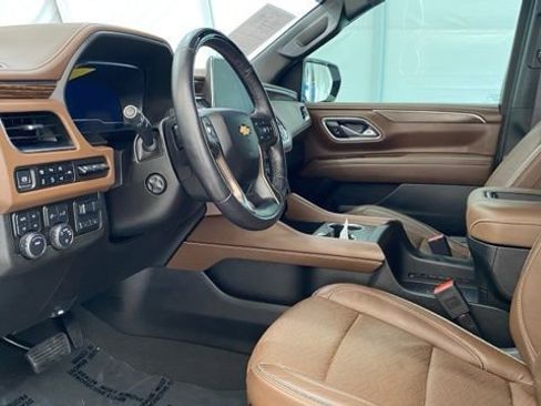 Used 2024 Chevrolet Tahoe High Country image 12