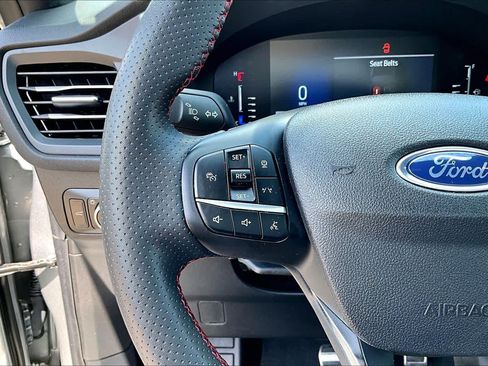 Used 2023 Ford Escape ST-Line w/ Tech Pack #1 FWD image 24
