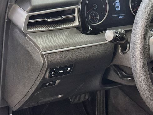 Used 2022 Kia K5 LXS FWD image 17