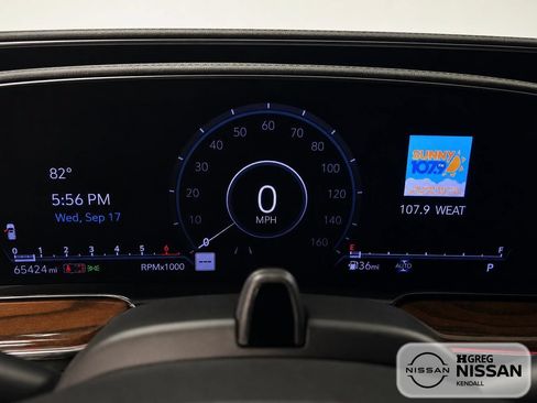 Used 2022 Cadillac Escalade Sport Platinum AWD/4WD image 9