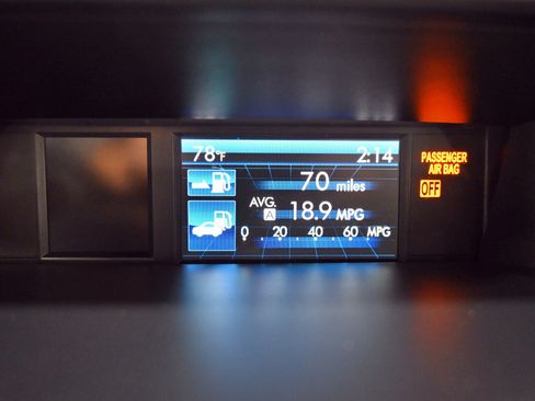 Used 2014 Subaru Forester 2.5i Limited AWD/4WD image 10