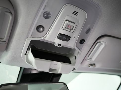 Used 2020 Toyota Prius Limited FWD image 49