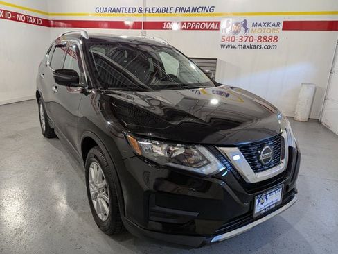 Used 2019 Nissan Rogue S w/ Special Edition Package image 5
