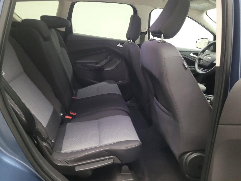 Used 2018 Ford Escape SE FWD image 19