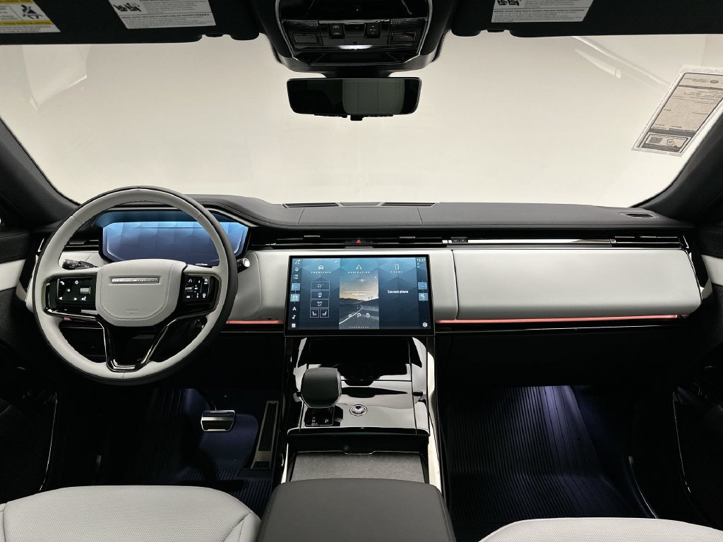 New 2027 Land Rover Range Rover Sport Dynamic SE AWD/4WD image 8