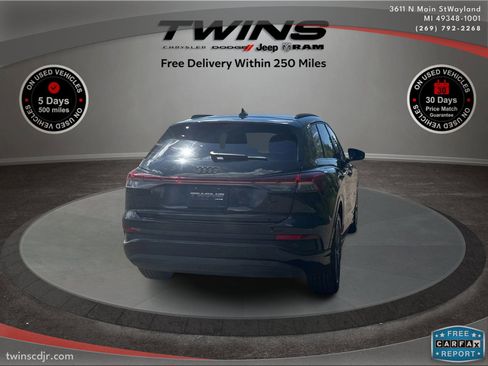 Used 2025 Audi Q4 e-tron Premium Plus image 5