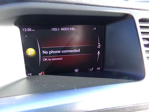 Used 2018 Volvo V60 T5 Cross Country w/ Convenience Package image 21