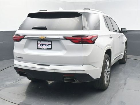 Used 2023 Chevrolet Traverse High Country image 5