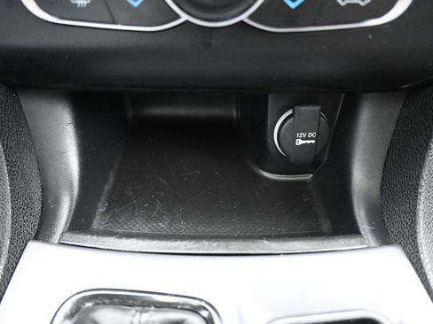 Used 2023 Dodge Charger R/T w/ Blacktop Package RWD image 21