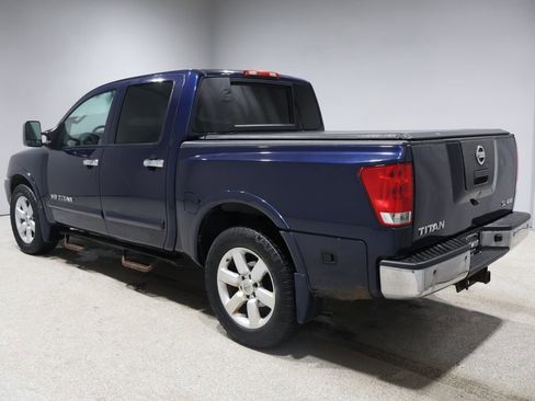 Used 2011 Nissan Titan SL w/ SL Technology Pkg image 5