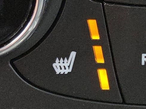 Certified 2023 Chevrolet Traverse LT FWD image 6