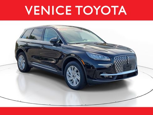 Used 2023 Lincoln Corsair AWD image 1