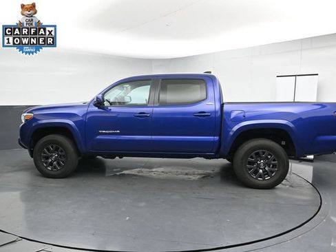 Used 2023 Toyota Tacoma SR5 AWD/4WD image 2
