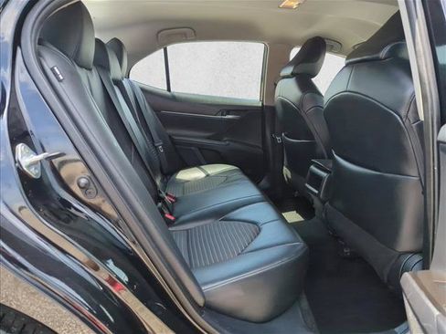 Used 2024 Toyota Camry SE FWD image 19