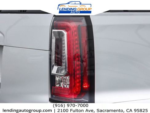 Used 2017 GMC Yukon SLE w/ Convenience Package image 8