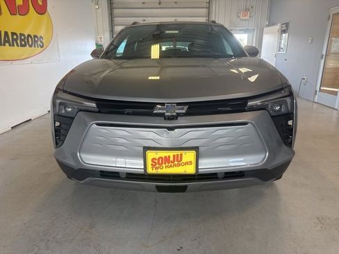 New 2025 Chevrolet Blazer EV LT image 8