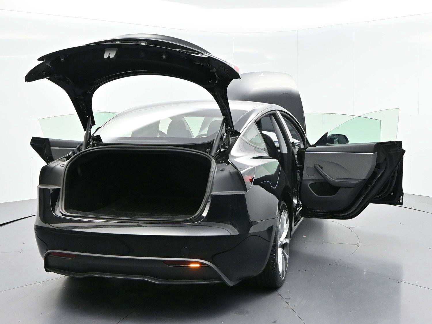 Used 2024 Tesla Model 3 Long Range RWD image 33