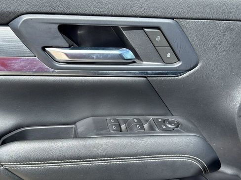 Used 2025 GMC Terrain Elevation FWD image 13