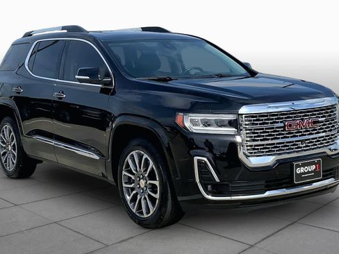 Used 2021 GMC Acadia Denali w/ Denali Technology Package FWD image 3