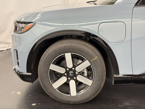 New 2026 Honda Prologue Touring image 12