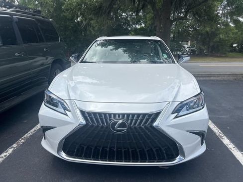 Certified 2025 Lexus ES 350 w/ Premium Package FWD image 2