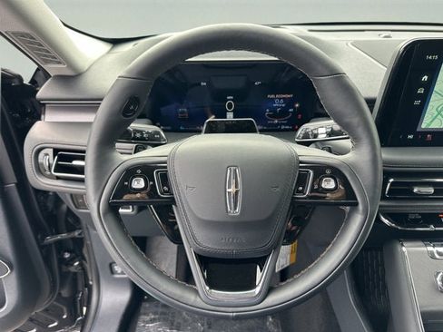 New 2026 Lincoln Aviator AWD image 13