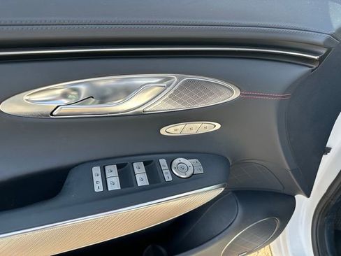 Used 2023 Genesis GV70 2.5T w/ Sport Prestige Package image 21