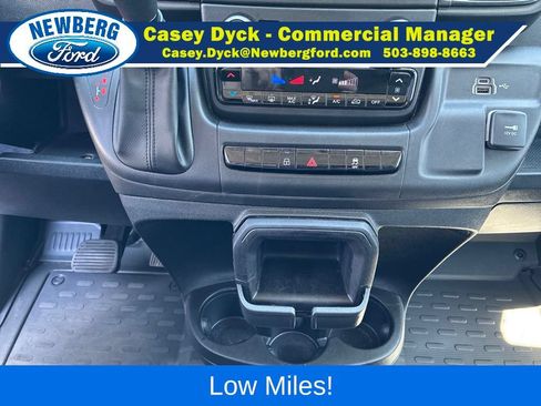 Used 2025 RAM ProMaster 2500 w/ U-Haul Equipment Group FWD image 22