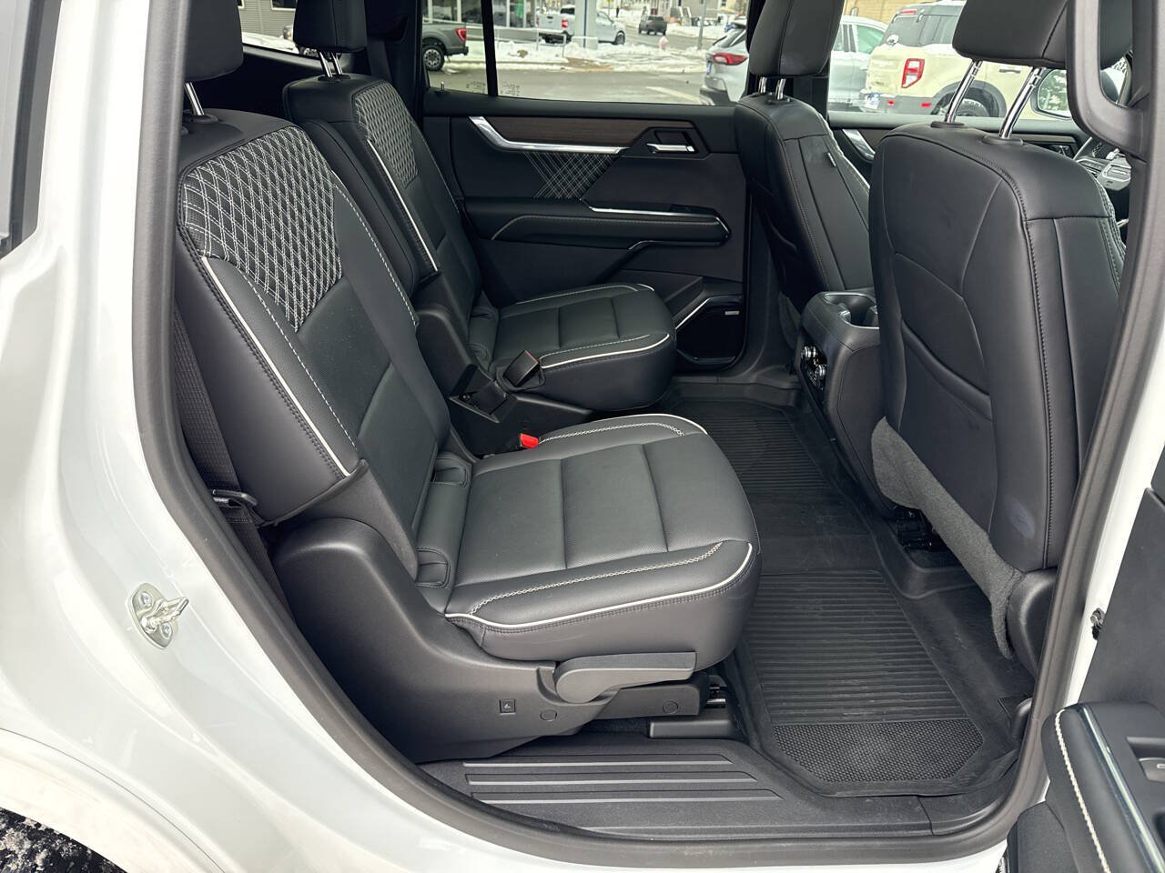 Used 2024 GMC Acadia Denali w/ LPO, Floor Liner Package AWD/4WD image 15