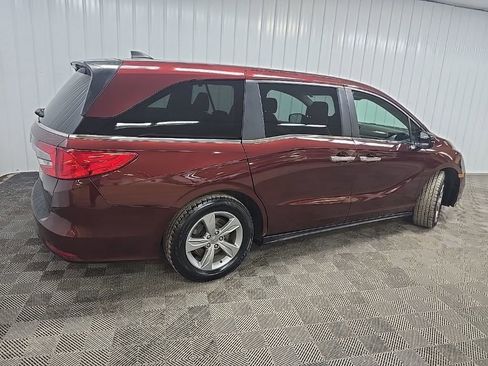 Used 2018 Honda Odyssey EX image 3