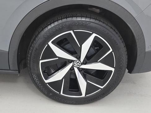 Used 2023 Volkswagen ID.4 Pro S image 34