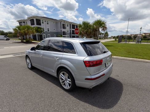 Used 2018 Audi Q7 3.0T Prestige w/ Prestige Package AWD/4WD image 4