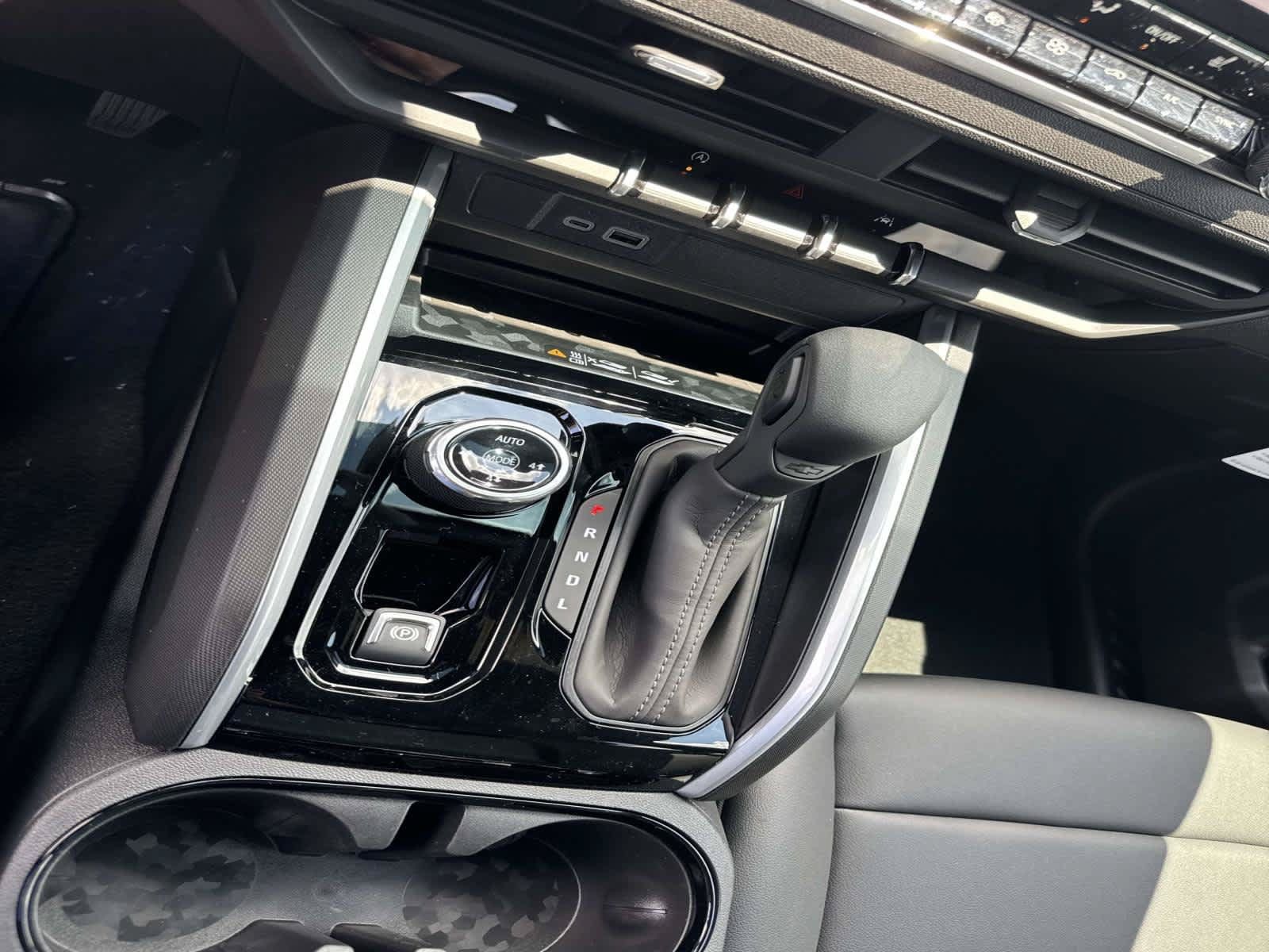 New 2026 Chevrolet Colorado Trail Boss AWD/4WD image 15