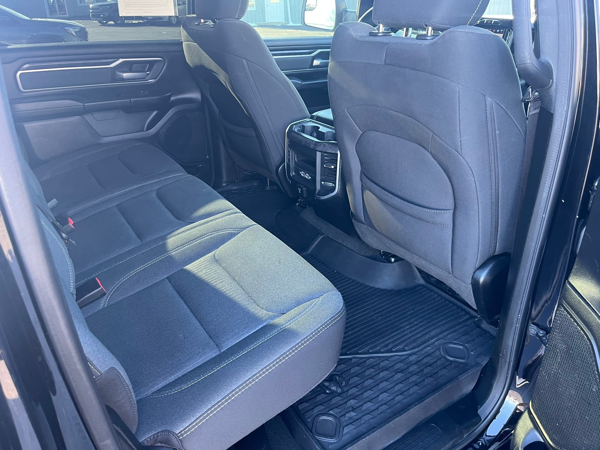 Used 2022 RAM 1500 Big Horn AWD/4WD image 29
