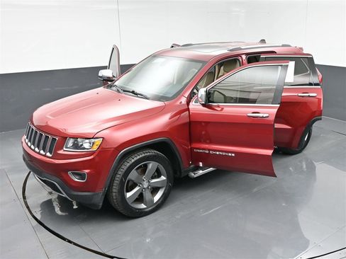 Used 2014 Jeep Grand Cherokee Limited image 39